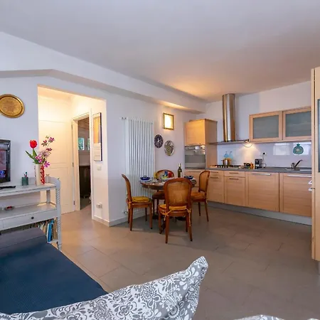 Charming Sunset With Pool Appartement