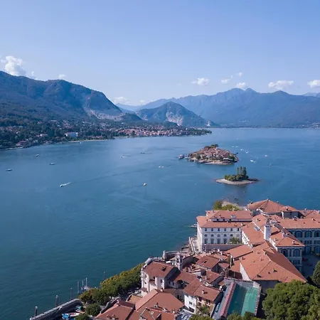 Charming Sunset With Pool Appartement Laveno-Mombello
