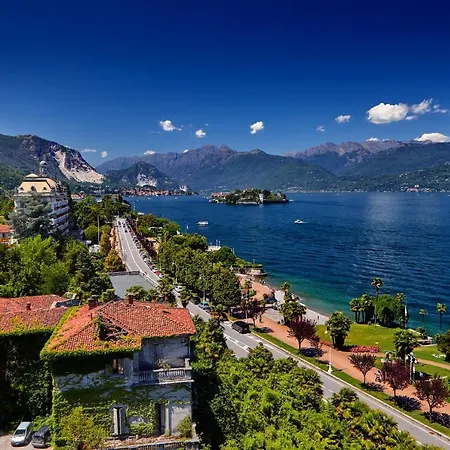Charming Sunset With Pool Appartement Laveno-Mombello